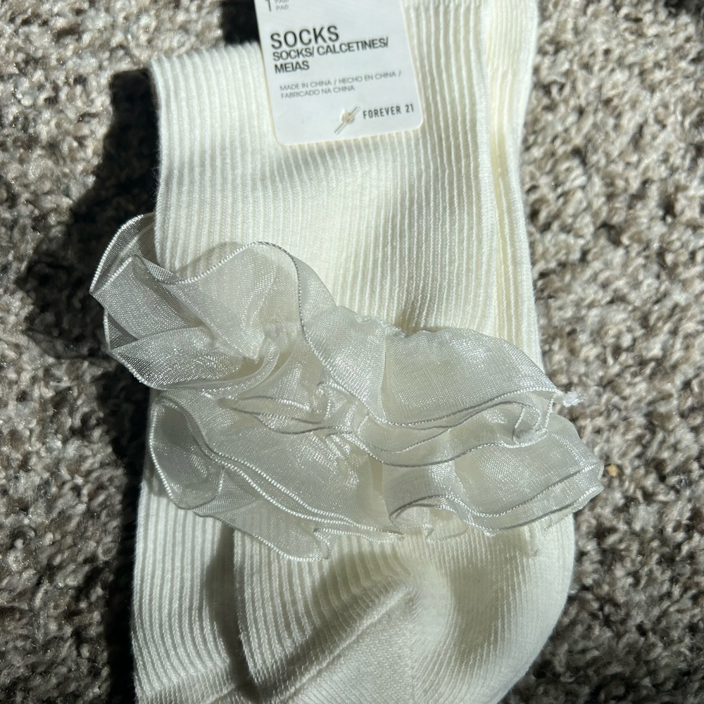 Forever 21 Cream Ruffle Crew Socks